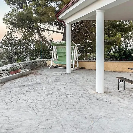 Awesome In With Outdoor Swimming Pool Modica